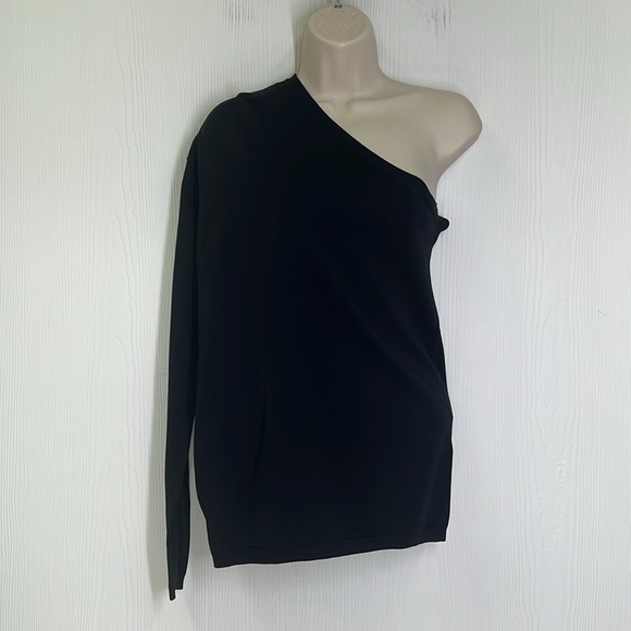 Zara - NWT Asymmetric Knit Black One Long Sleeve Blouse Size Small - Picture 2 of 10